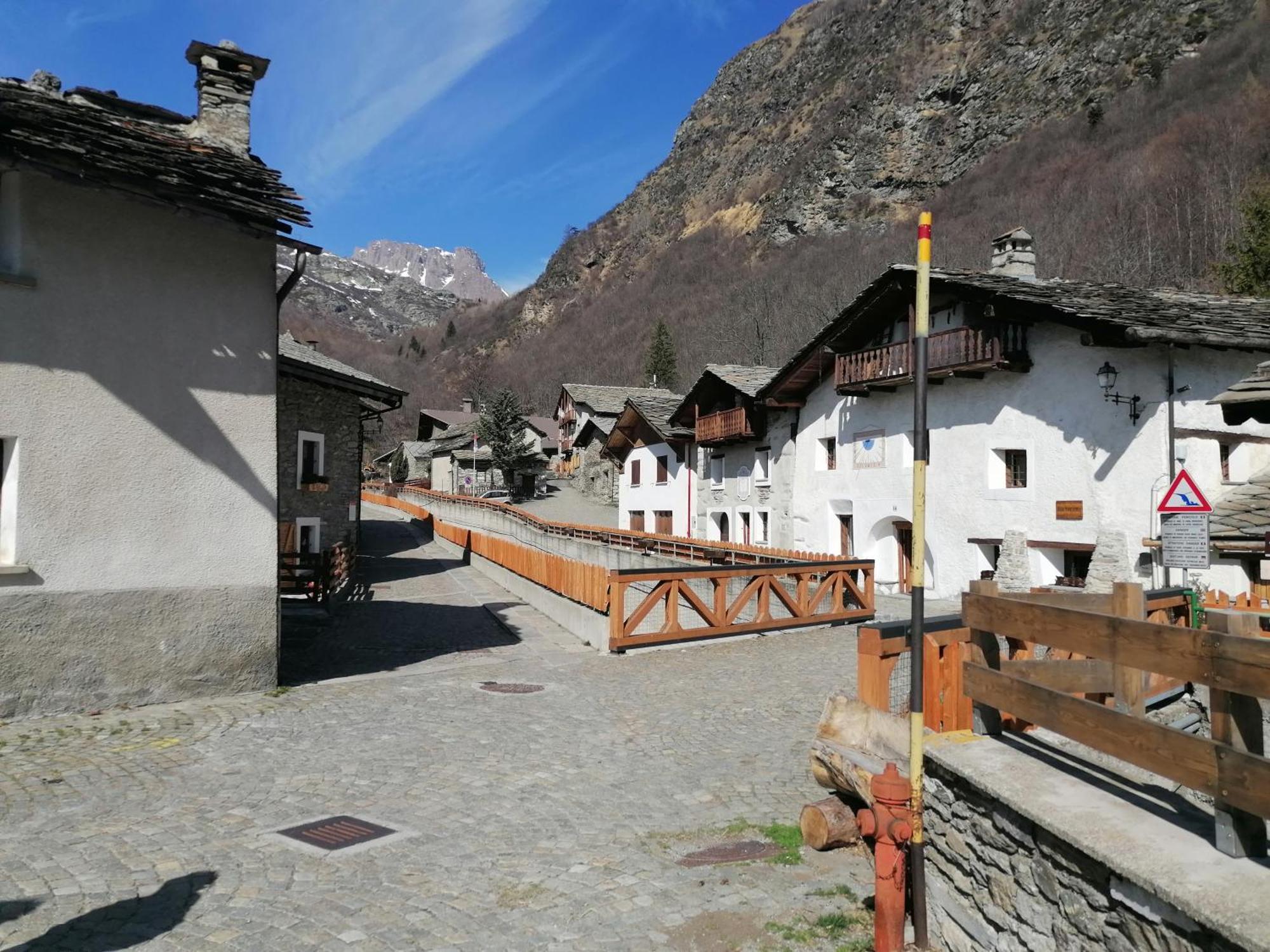 Ca Ad Me Pare Alloggio Con Terrazza Panoramica Moncenisio Exterior foto