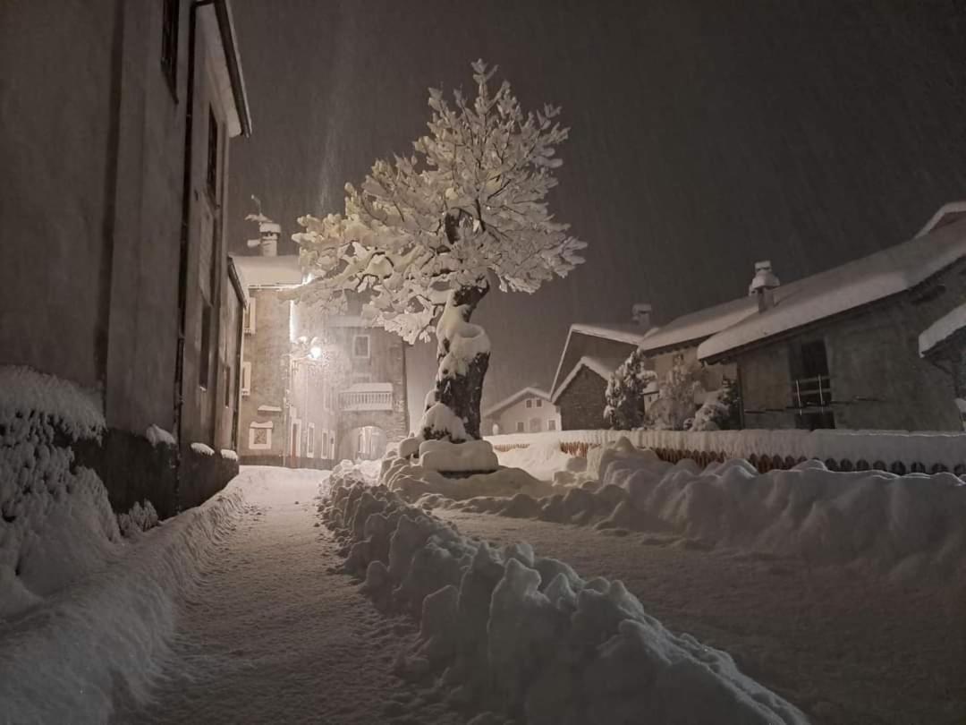 Ca Ad Me Pare Alloggio Con Terrazza Panoramica Moncenisio Exterior foto